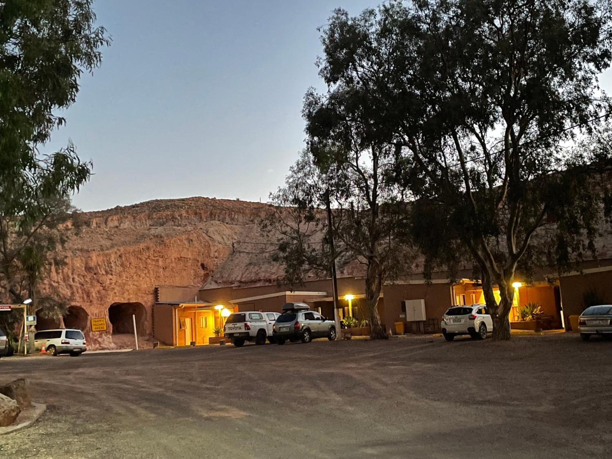 Desert View Apartments Coober Pedy Εξωτερικό φωτογραφία