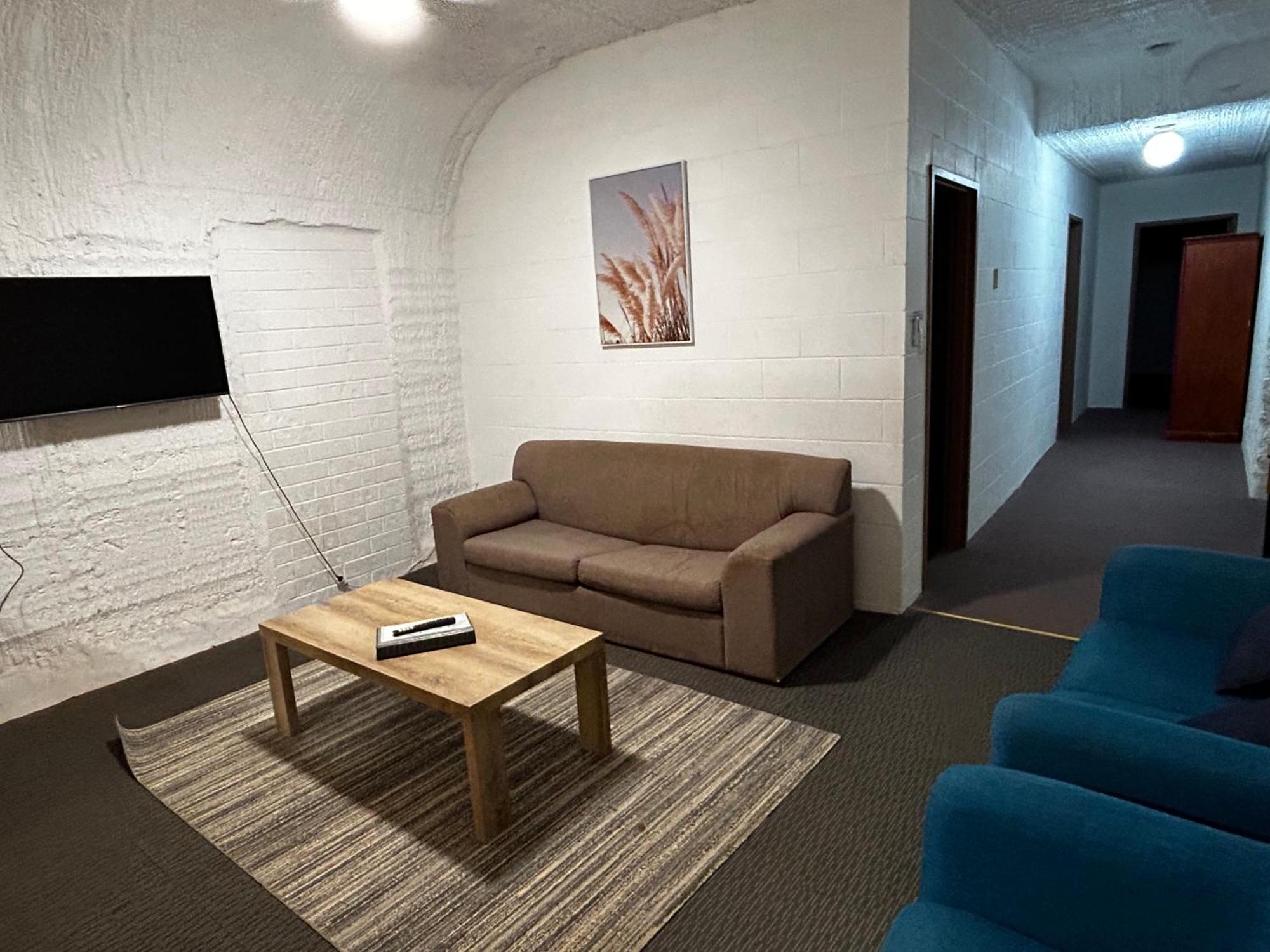 Desert View Apartments Coober Pedy Εξωτερικό φωτογραφία