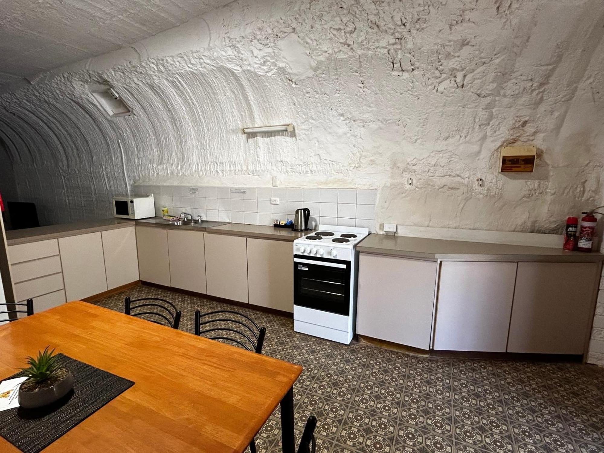 Desert View Apartments Coober Pedy Εξωτερικό φωτογραφία