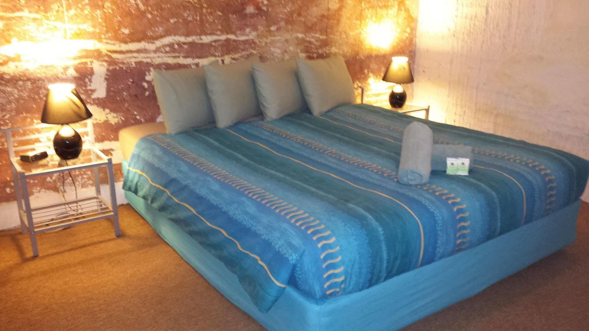 Desert View Apartments Coober Pedy Εξωτερικό φωτογραφία